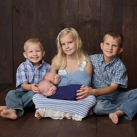 Meet your Posher, Audrey - Picture 1 of 1